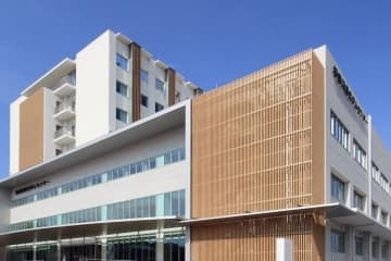 神奈川県立がんセンター　休止した食道・胃がん手術の再開めど立たず　入院患者が術後に死亡