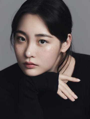 「テプン商事」キム・ミンハ、2PM ジュノを深く信頼“キスシーンもリラックスした気持ちで撮影できた”