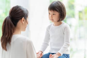 「渡せなかったの…」突き放してしまった娘が用意していたバリキャリのシンママへの"けなげすぎるサプライズ"
