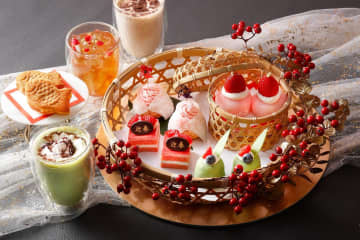 ザ ストリングス 表参道“五福”着想の和モダンスイーツパレット、丸ごといちご大福＆門松風カヌレ