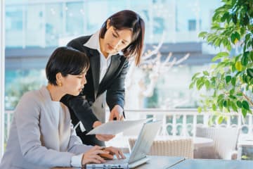 『気遣いができる人』がよくする行動4選　できない人との大きな違いとは？