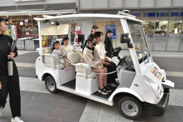 つくば市・自動運転で手すり接触　原因は太陽フレア　衛星測位精度の低下　茨城