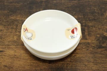 他のお店で買う前にダイソーでチェック！扱いやすさもコスパも最高♡2個100円のおしゃれ食器