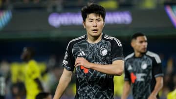 22歳の日本代表DF、『4バックのCB』でCLビジャレアル戦勝利に大貢献！地元紙も驚嘆「とんでもなく素晴らしかった」