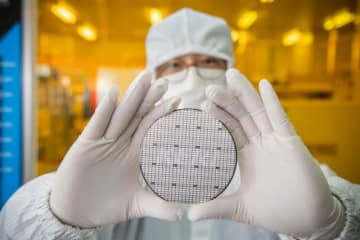 半導体を除けば輸出は「マイナス成長」…「体質改善」が性急＝韓国メディアのコラム