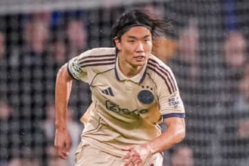 アンカー起用の板倉滉をアヤックスOBが“痛烈批判”「何をすべきか全くわからないGKのよう」