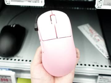 Scyrox初のエルゴマウスなど国内未発売ゲーミングデバイスの先行展示がスタート