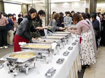 本みりん2団体が恒例の記念イベント 計100人招待