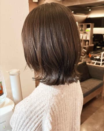 時代遅れヘア → トレンド感100点♡【40・50代】周りと差がつく「ウルフヘア」って？