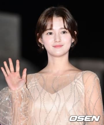 「太陽を抱く月」ナム・ボラ、妊娠を発表！結婚7ヶ月で嬉しい報告