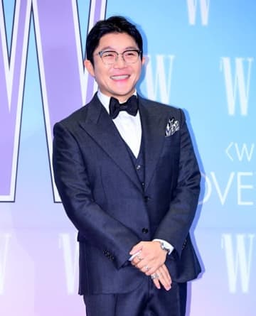 BTS・JIMINやチェ・ジウとも親交…暴力団との“深い関係”疑惑の韓国人脈王タレント、追加の写真＆暴露まで