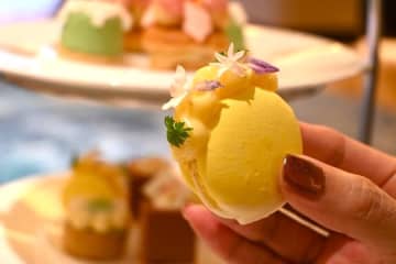 ベルサイユ宮殿のバラが紅茶に…大阪で気分はマリー・アントワネットな贅沢アフヌン