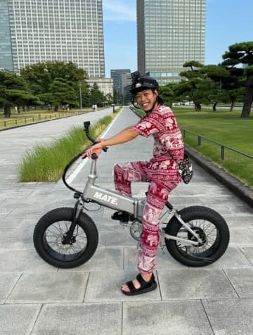 バッテリィズ・エースが拡散で波紋、芸人の“飛行機隣席の女性”「SNS捜索」はここがマズい　専門家注意喚起