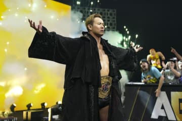 【ＡＥＷ】オカダ・カズチカがジャック・ペリー破り公式戦２勝目　ヤングバックスには合体攻撃くらう