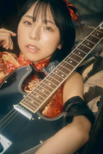 アップアップガールズ（2）鍛治島彩がロックバンドKAJIROCKの活動を開始