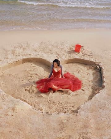 過激ダンスで“公然わいせつ”と告発されたファサ、独自のスタイルでビルボード新設チャート初代1位に！