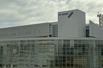 テレ朝社外スタッフが転落死　接触した通行人は軽傷「警察が捜査中」