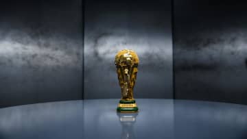 レゴが本気で作った「実寸大サッカーW杯トロフィー」がすごい！ブロック数2842個で“ゴールドカラー”は史上最多…現在予約受付中