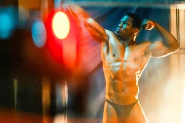 映画『ボディビルダー』世界一のボディビルダーを目指す男の狂気のヒューマンドラマ、“極限”のその先とは