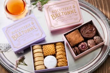 ビスキュイテリエ ブルトンヌ26年バレンタイン・ホワイトデー”ピンク＆すみれ色”のクッキー缶