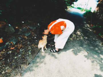 北九州在住のシンガーソングライターEtranger、1stアルバム『Kishibe』を2026年3月リリース