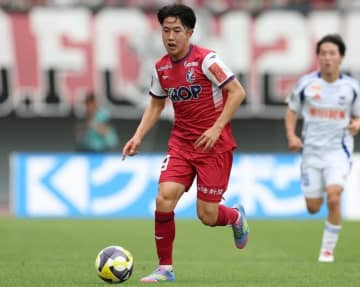 岡山の19歳俊英、佐藤龍之介がベストヤングプレーヤー賞に輝く「貪欲に努力し続けられるサッカー選手でありたい」