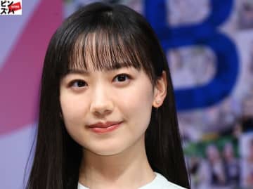 「CM好感度抜群な女性有名人」ランキング、芦田愛菜を抑えた"女性憧れ"の大人美女は【トップ3】