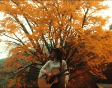 島根出身18歳のSSW こはる、新曲「渡り鳥」リリース　MVは同郷のキャスト＆クリエイターと地元で撮影