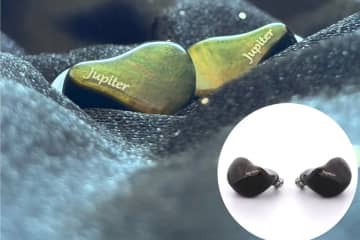 ＜ポタフェス事前情報＞サウンドアース、Melody Wingsからイヤホン第2弾「Jupiter」。上位モデルの試作機も出展予定