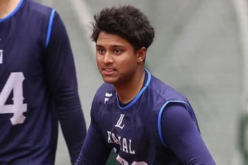 育成3位の豪快弾に衝撃「なんでこれが入る…」 19歳の異次元パワーに困惑「化け物」