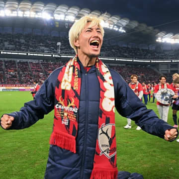 「鈴木優磨」がトレンド入り。J１優勝の鹿島で絶大な存在感もベスト11には選ばれず「入ってないだと...？」「びっくり」