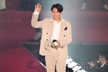 佐藤龍之介、ベストヤングプレーヤー賞「取れると思っていた」　3試合→28戦6Gの大飛躍「手応えあった」