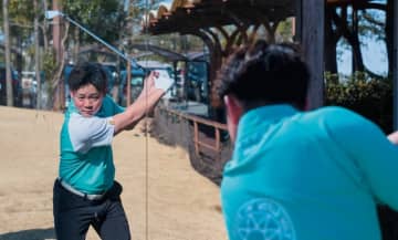 飛ばない原因は「頭を残している」から！アイアンで意識すべきポイントは…