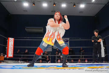 はずかし固めで対アイドルの先駆け！　コミカル＆ハードコア第一人者の宮崎有妃が元日に引退