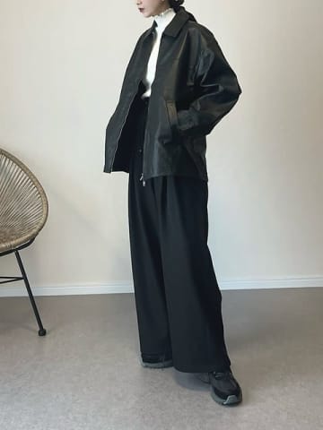 冬は白×黒の王道モノトーンコーデがおしゃれ♡簡単に垢抜ける！大人のお手本着こなし術