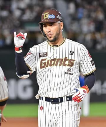 元DeNA・京山が加入の可能性も…韓国ロッテがNPB経験者の投手2人を獲得、来季に向けて補強着々