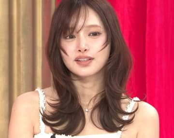 人気キャバ嬢、3500万円の高級腕時計を自腹で一括購入！ベッキー、ホンモノに衝撃「ダイヤ100個くらい入ってる」