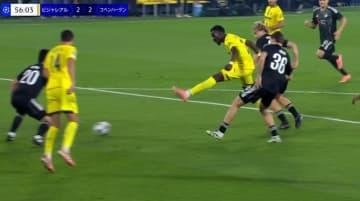 痛恨！日本代表DF、目の前から股抜きシュートを打たれて失点「あれはしゃあない」超高速カウンターに一歩間に合わず「運が悪かった」