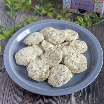 【混ぜてレンチン1分、はい完成！】「買うよりサッと作れて激ウマ」「作るのも食べるのもあっという間」ホットケーキミックスで作る最速おやつ