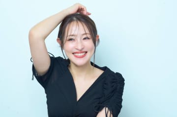 大沢あかね、40歳で“急な美人化”が話題　逆転美容の全貌を公開
