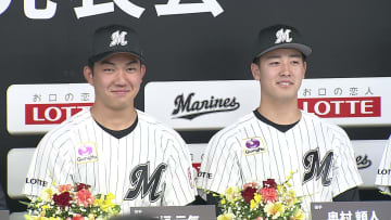 【ロッテ】理想が現実に！ライバルコンビは並んで座り闘志燃やす「高め合える存在」「負けたくない」