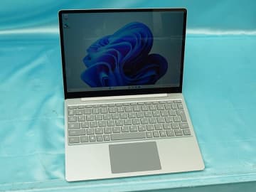 12.4型「Surface Laptop Go」の中古品が27,800円！Core i5-1035G1+8GBメモリ搭載モデルがセール
