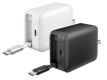 巻き取り式ケーブルを内蔵した65W出力のUSB充電器