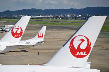 JAL、新千歳空港での空席待ち・当日アップグレードの受付を終日中止　大雪の影響