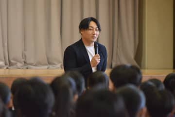 【巨人】丸佳浩「リアルに泣いてました」　中学生も興味津々の過酷メニュー＆大谷翔平秘話