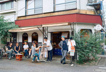 『MIA MIA』は東長崎を代表する「街の交流場」。垣根なく絆が生まれ続ける