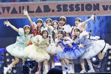 KAWAII LAB.の新グループ・MORE STARお披露目「レコード大賞の新人賞を取りたいです」