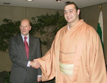 ＜あのころ＞祖国ブルガリア首相と対面　21年前の12月13日