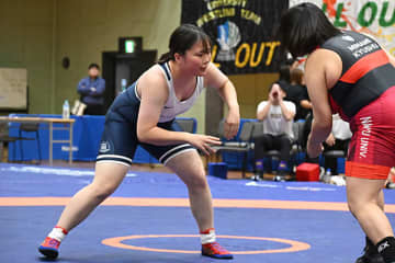 <レスリング>【写真集】2025年西日本学生秋季リーグ戦/女子・リーグ3回戦