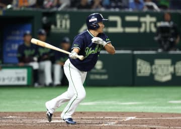 「バントも含めて投手の仕事」セ・DH導入へ石川雅規が打席に誇り　レジェンドの記録へ「大好きな先輩に近づけるように」